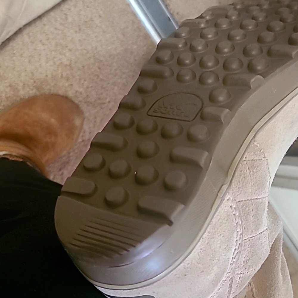 Sorel waterproof boots - Picture 13 of 13